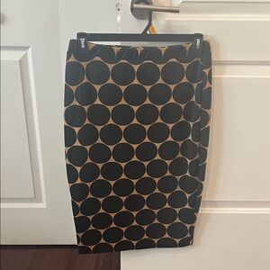 Bobeau Black and Tan Circle Pattern Pencil Skirt